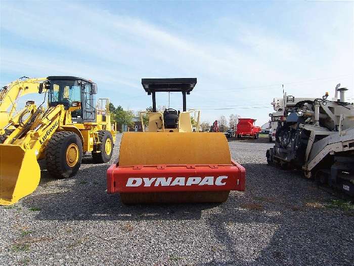 Compactadora Vibratoria Dynapac CA260  usada a buen precio Ref.: 1322010599612986 No. 3