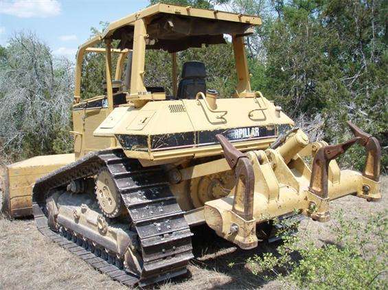 Tractores Sobre Orugas Caterpillar D6M