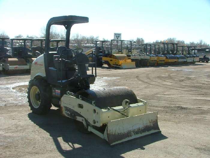 Compactadora Vibratoria Ingersoll-rand SD45D  seminueva en perfec Ref.: 1325015028185409 No. 2