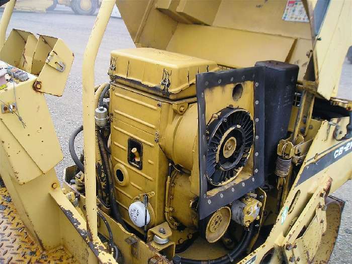 Compactadora Vibratoria Caterpillar CB-214B  importada a bajo cos Ref.: 1325100421970389 No. 3