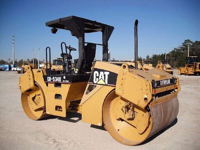 Compactadora Vibratoria Caterpillar CB-534D  usada en buen estado Ref.: 1325180213534904 No. 4