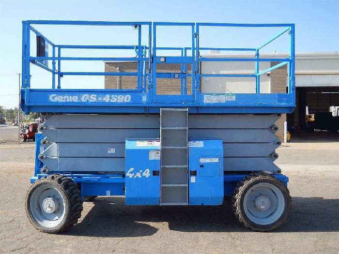 Scissor Lift Genie GS4390