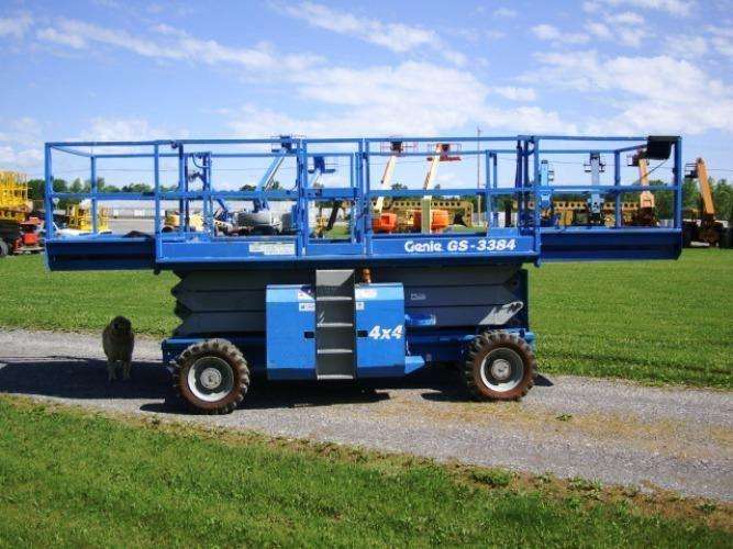 Scissor Lift Genie GS3384