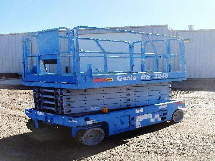 Plataforma Tipo Tijera Genie GS3246  seminueva en venta Ref.: 1325700464666061 No. 2