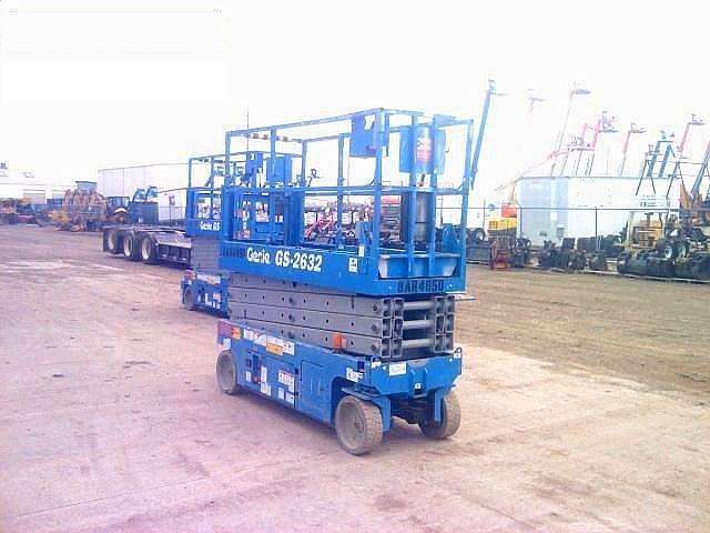 Plataforma Tipo Tijera Genie GS2632  importada a bajo costo Ref.: 1325701864654736 No. 3