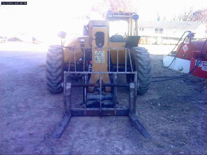 Montacargas Caterpillar TL642  en venta, usada Ref.: 1326299358064059 No. 2