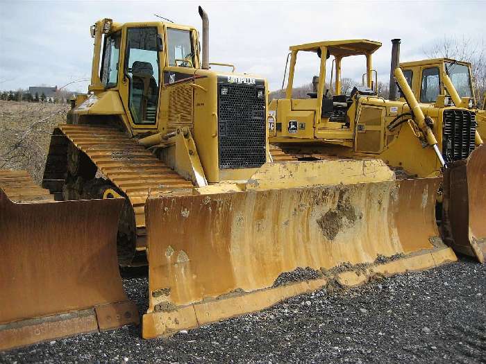 Dozers/tracks Caterpillar D6N