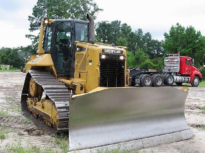 Dozers/tracks Caterpillar D6N