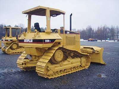 Dozers/tracks Caterpillar D5M