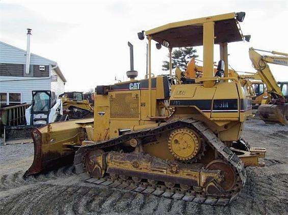 Tractores Sobre Orugas Caterpillar D5M  de importacion a la venta Ref.: 1330480686170232 No. 3