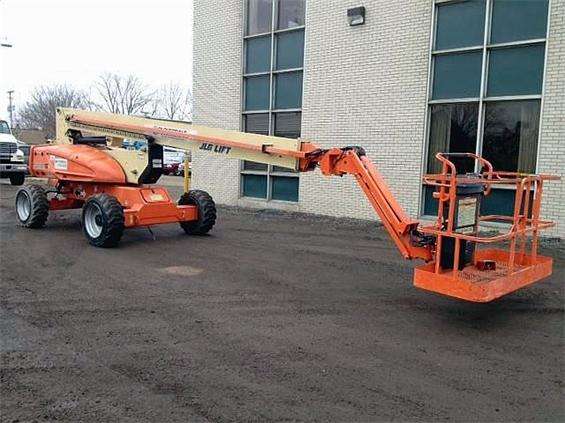 Lift Jlg E600J