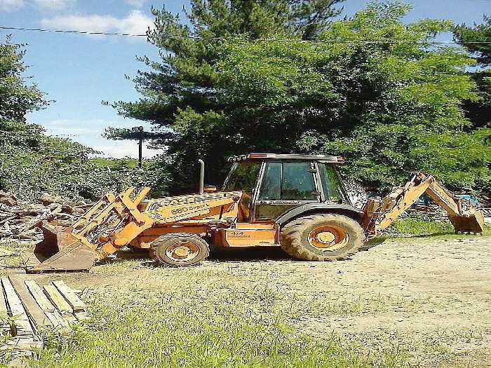 Backhoe Loaders Case 580L