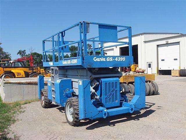 Scissor Lift Genie GS4390