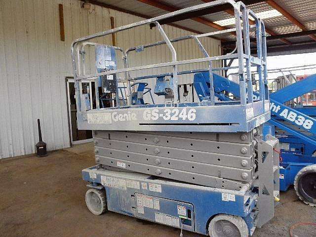 Scissor Lift Genie GS3246