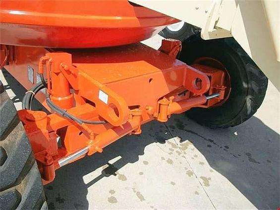 Lift Jlg 600AJ