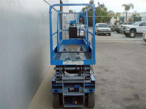 Plataforma Tipo Tijera Genie GS2032  en optimas condiciones Ref.: 1334778326973122 No. 3