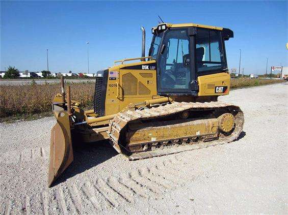 Dozers/tracks Caterpillar D5K