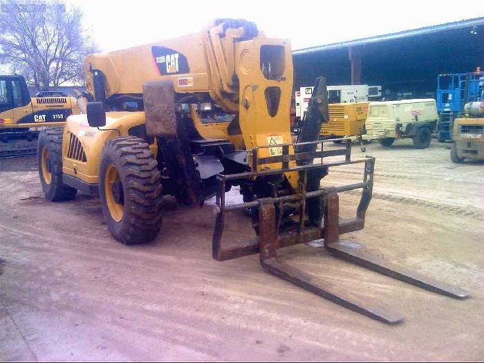 Montacargas Caterpillar TL1255