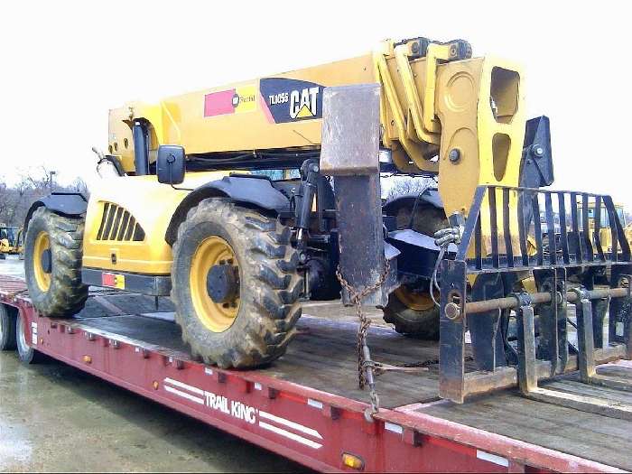 Telehandler Caterpillar TL1055