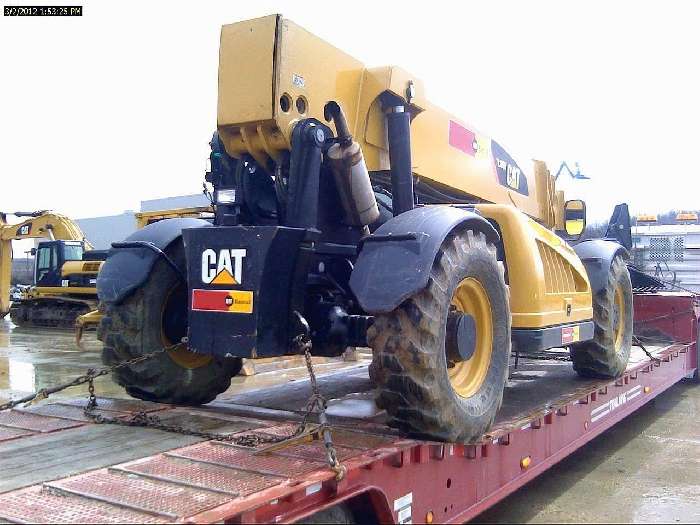 Montacargas Caterpillar TL1055  seminueva en perfecto estado Ref.: 1335828443981228 No. 3