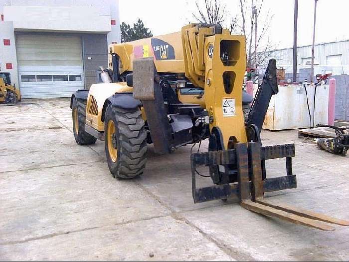 Montacargas Caterpillar TL1055  importada en buenas condiciones Ref.: 1335828683226740 No. 2