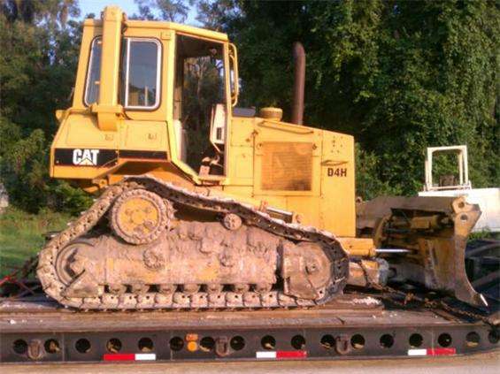 Dozers/tracks Caterpillar D4H