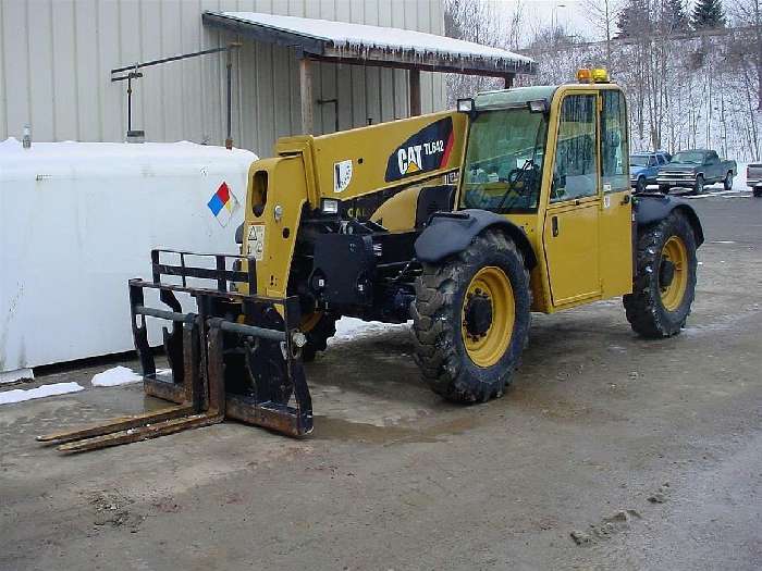 Telehandler Caterpillar TL642