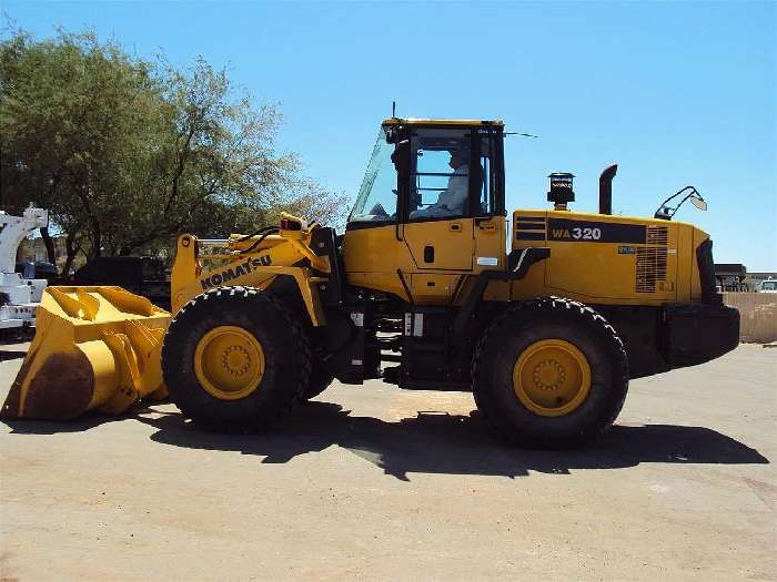 Wheel Loaders Komatsu WA320