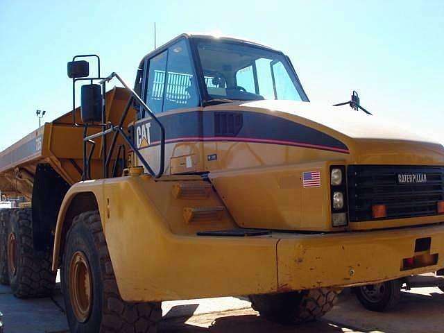 Off Road Truck Caterpillar 735