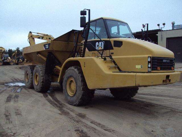 Camiones De Carga Caterpillar 735