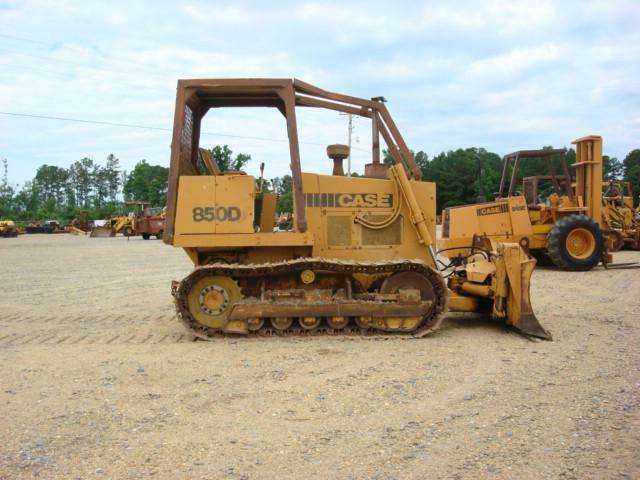 Dozers/tracks Case 850D