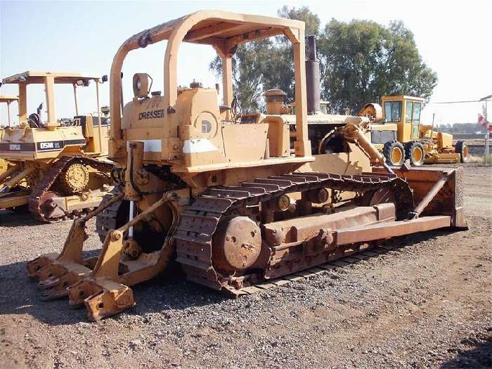 Dozers/tracks Dresser TD15C