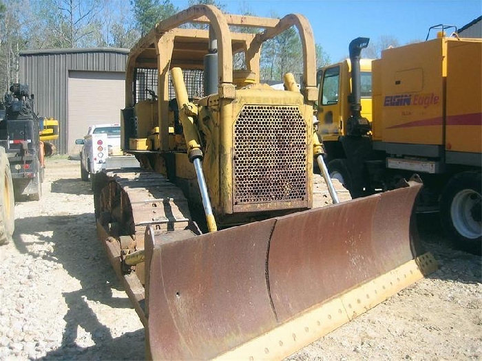 Dozers/tracks Caterpillar D6C