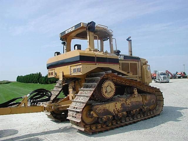 Dozers/tracks Caterpillar D8R