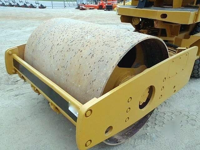 Compactadora Vibratoria Caterpillar CS-423E  usada Ref.: 1348516440201556 No. 4