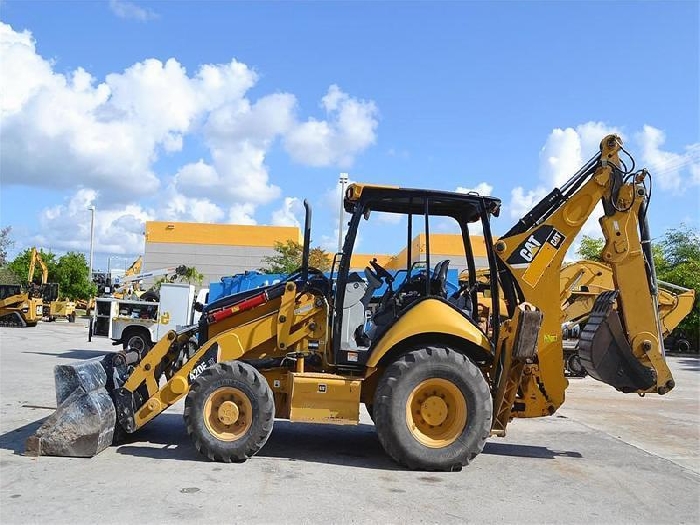 Retroexcavadoras Caterpillar 420E  de medio uso en venta Ref.: 1350323756297099 No. 2