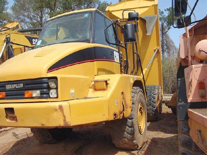 Off Road Truck Caterpillar 725