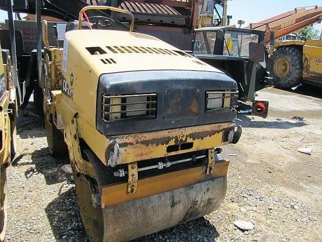 Vibratory Compactors Caterpillar CB-214C