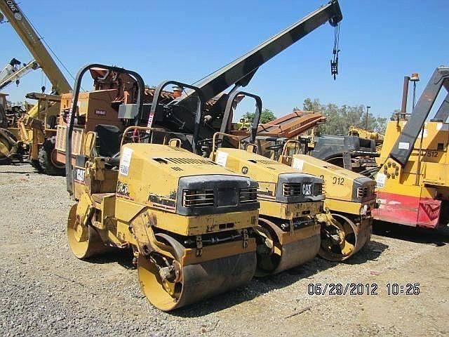 Vibratory Compactors Caterpillar CB-214C