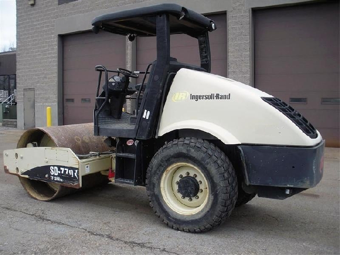 Compactadora Vibratoria Ingersoll-rand SD77DX  de segunda mano a Ref.: 1351197870837663 No. 2