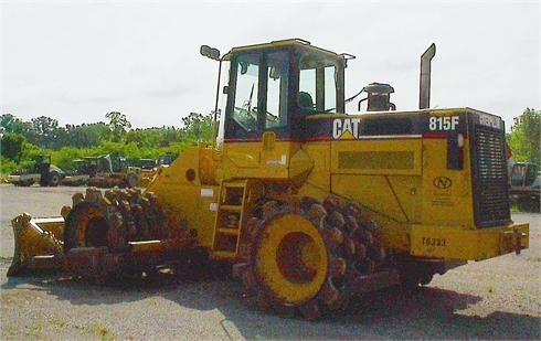 Compactadoras Suelos Y Rellenos Caterpillar 815F  en venta Ref.: 1351364229213045 No. 2