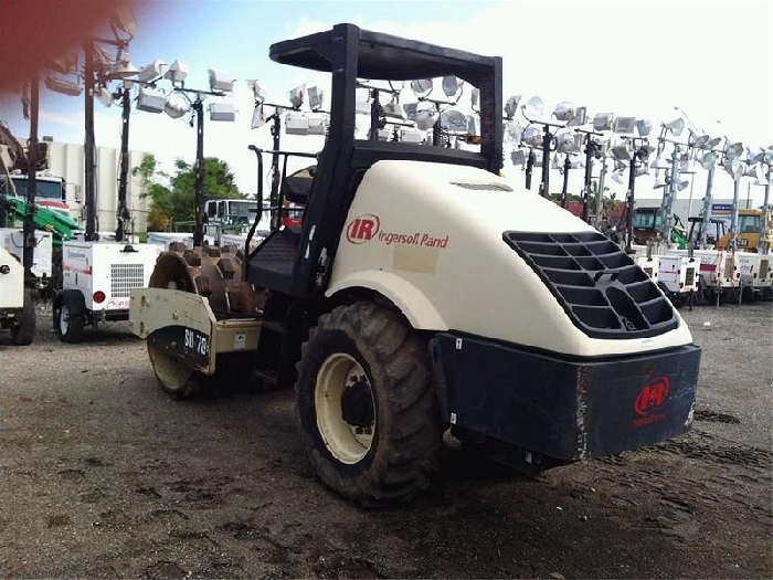 Compactadoras Suelos Y Rellenos Ingersoll-rand SD70F  de segunda  Ref.: 1353619535557662 No. 2