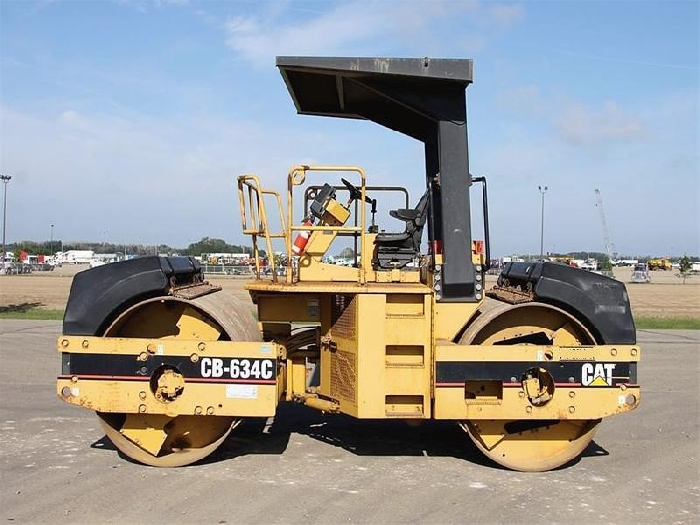 Compactadora Vibratoria Caterpillar CB-634C  en optimas condicion Ref.: 1353690931111276 No. 2