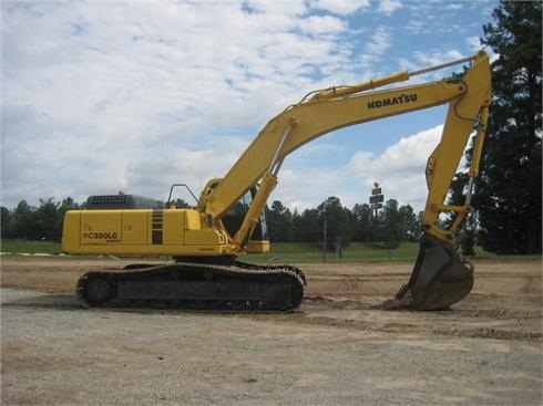 Excavadoras Hidraulicas Komatsu PC300  de segunda mano a la venta Ref.: 1354252311858703 No. 4