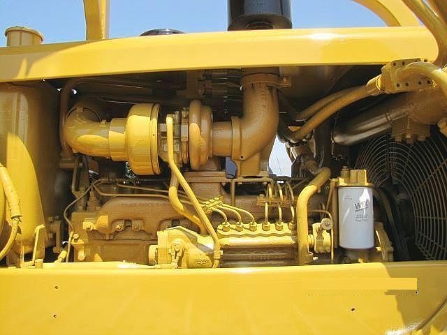 Tractores Sobre Orugas Caterpillar D6C  usada a la venta Ref.: 1354562136312798 No. 2