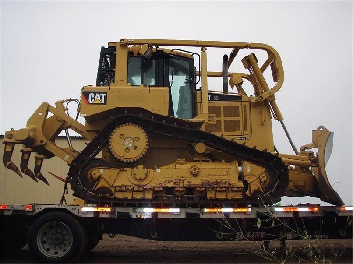 Dozers/tracks Caterpillar D6T