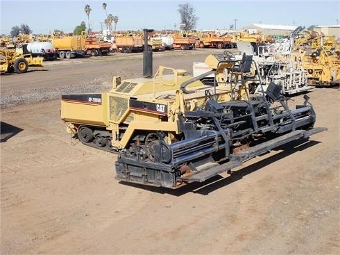 Pavimentadoras Caterpillar AP-1055B  de segunda mano Ref.: 1357233031805210 No. 2