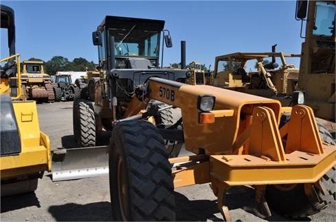 Motoconformadoras Deere 570B