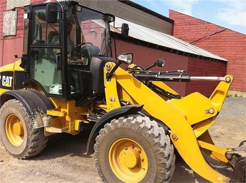 Cargadoras Sobre Ruedas Caterpillar 908H