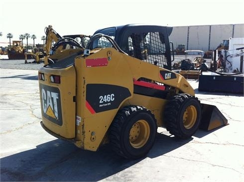 Minicargadores Caterpillar 246 C  de segunda mano en venta Ref.: 1361033864017317 No. 2